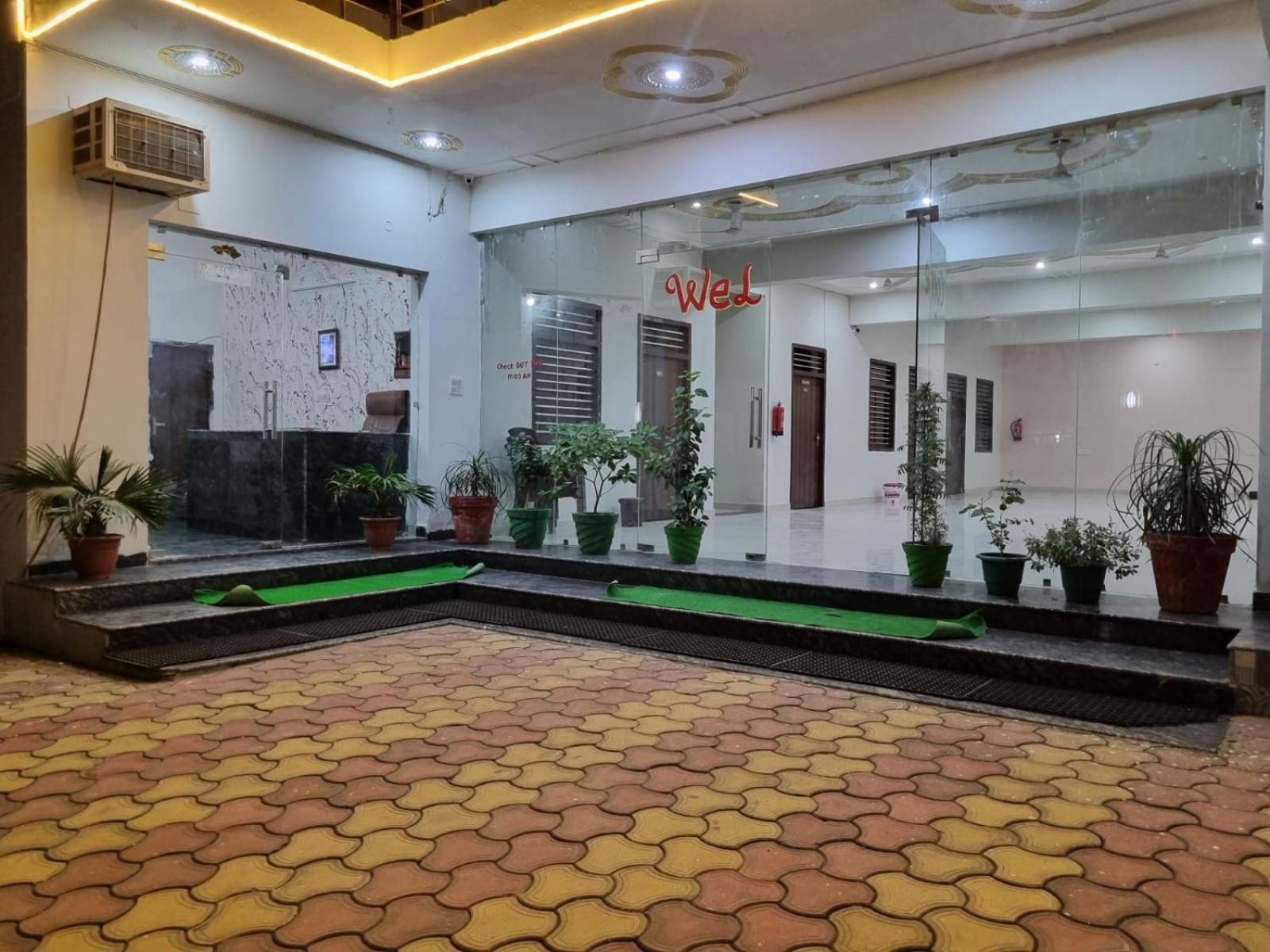 Vrindavan Bhakti Bhavan- Near Prem Mandir By Mukund 호텔 외부 사진