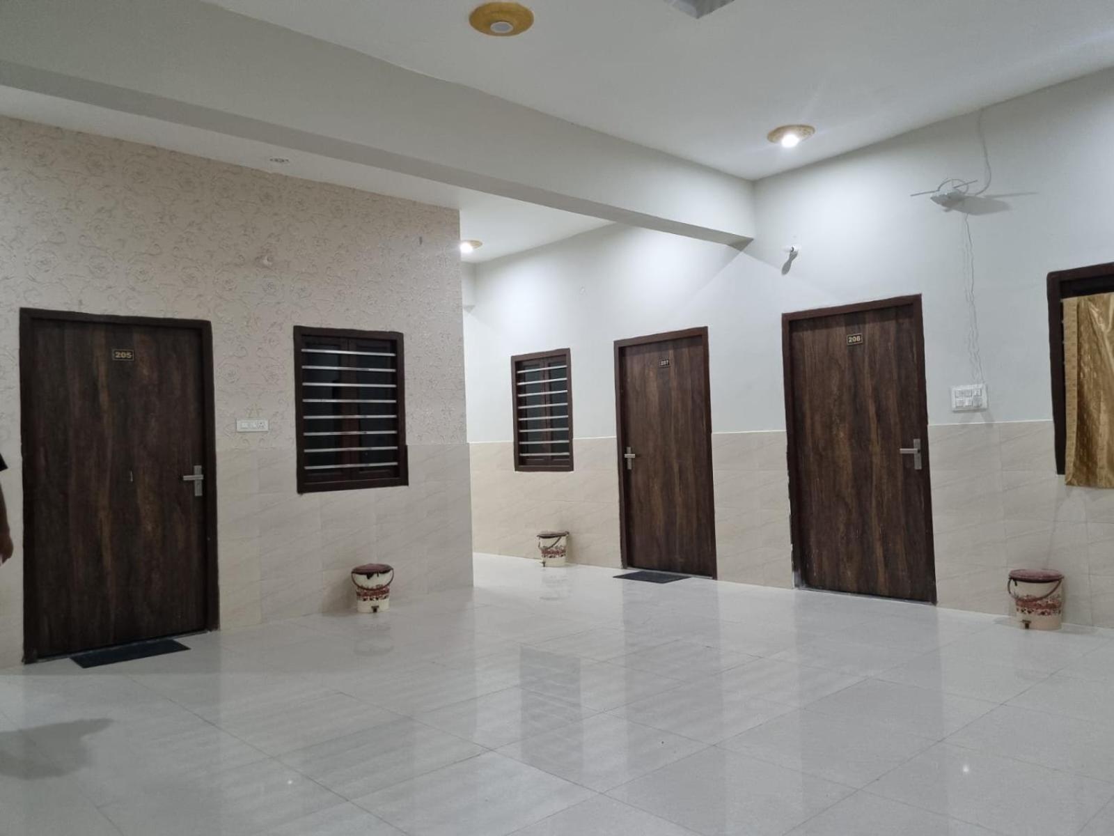 Vrindavan Bhakti Bhavan- Near Prem Mandir By Mukund 호텔 외부 사진